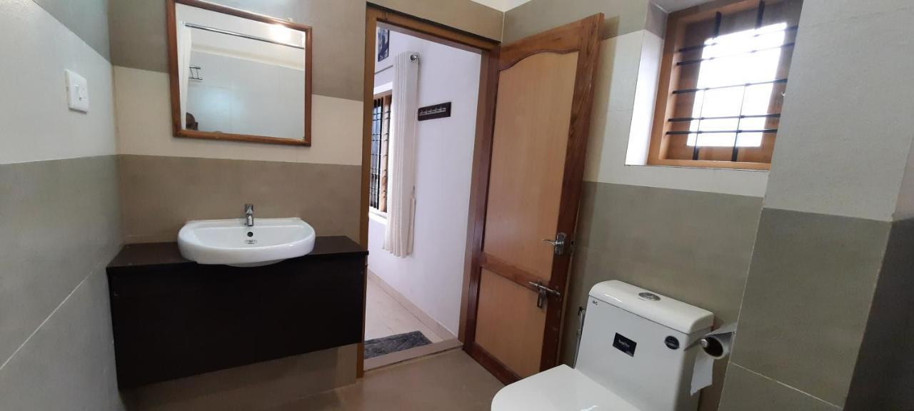 Oriole Homestay Thekkady Exterior photo