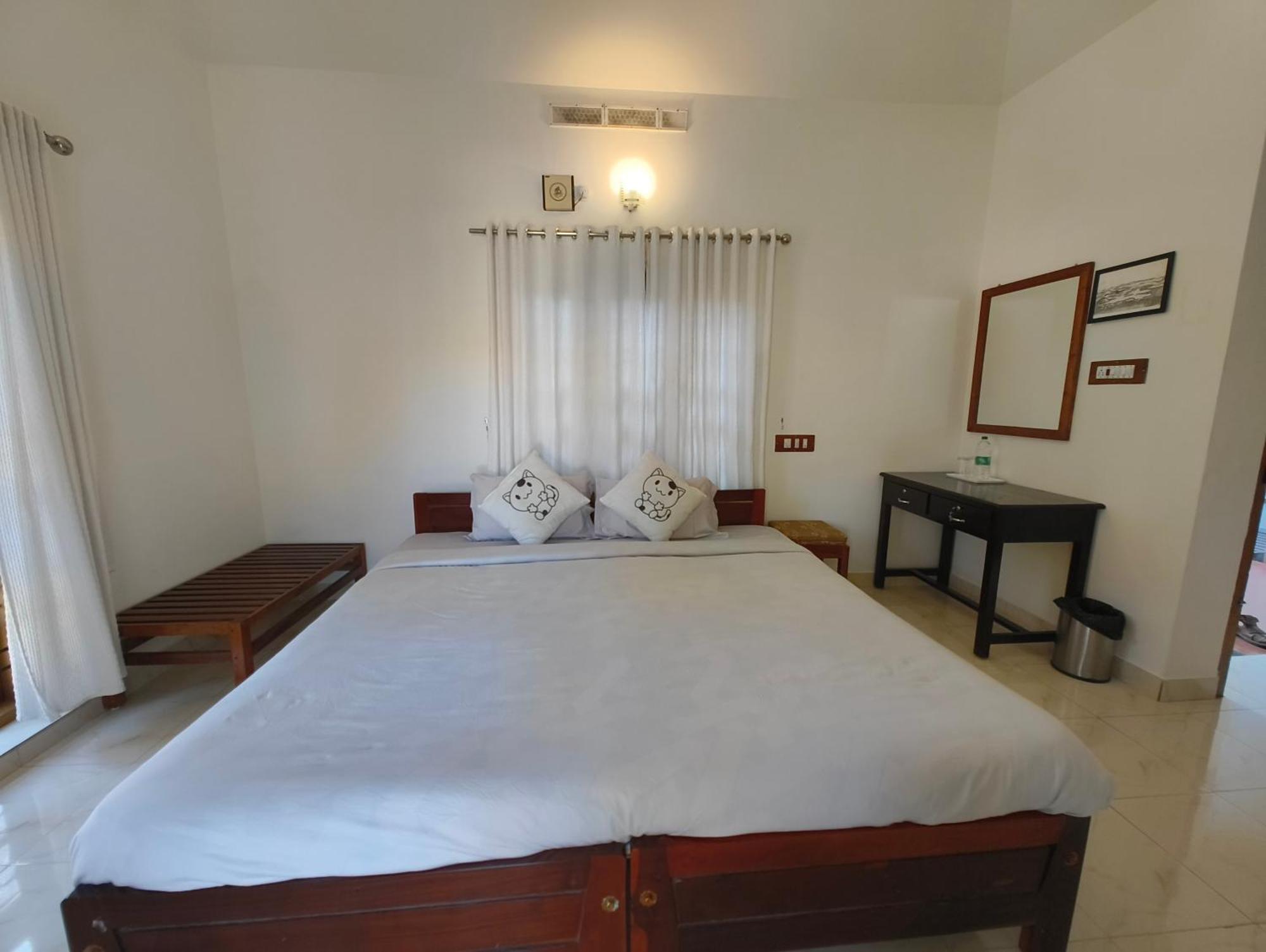 Oriole Homestay Thekkady Exterior photo