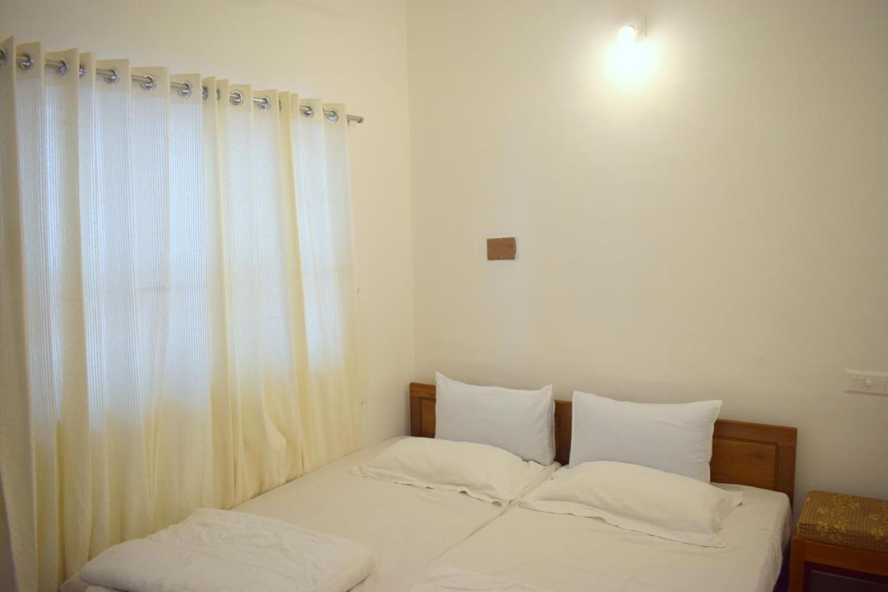 Oriole Homestay Thekkady Exterior photo